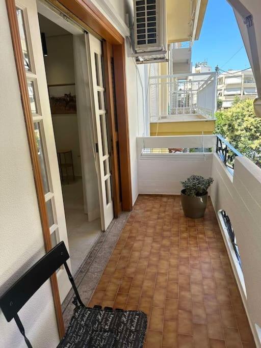 Eclectic Apartment Near Downtown Ираклио Екстериор снимка